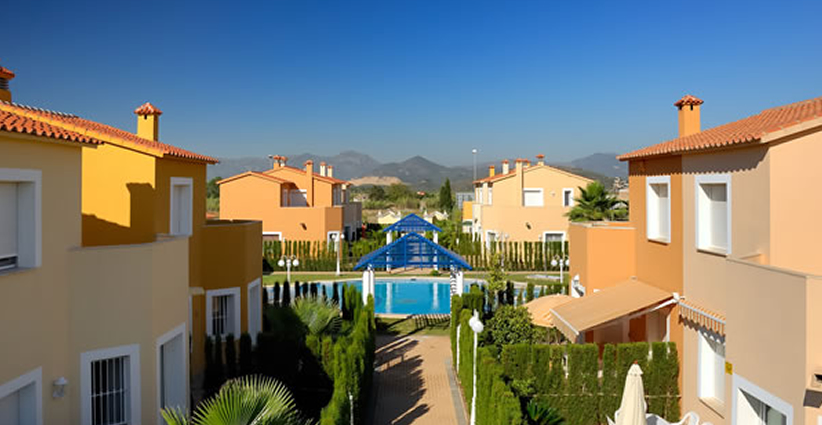 Con piscina comunitaria