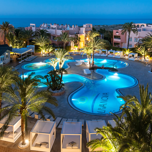 Image Feed - El Resort