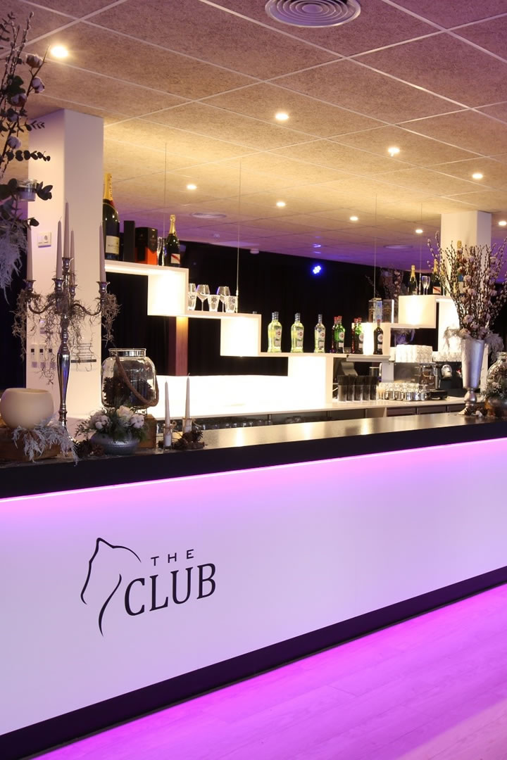 Image Feed - The Club